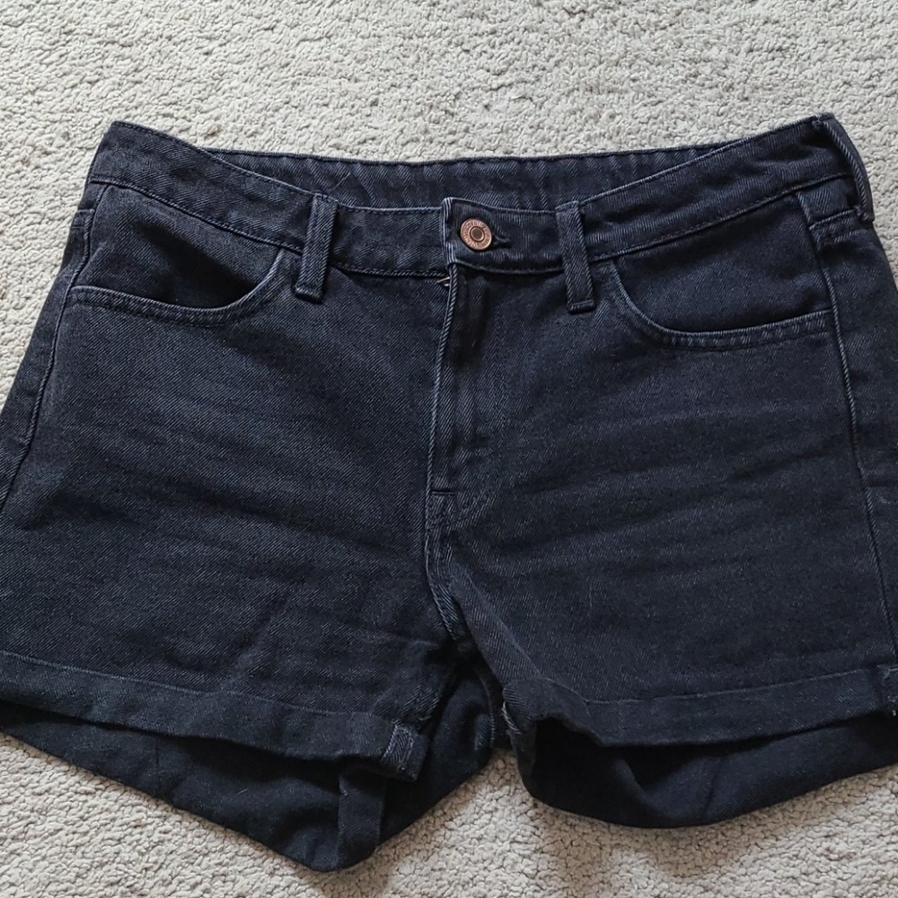 Basic Black Jean shorts